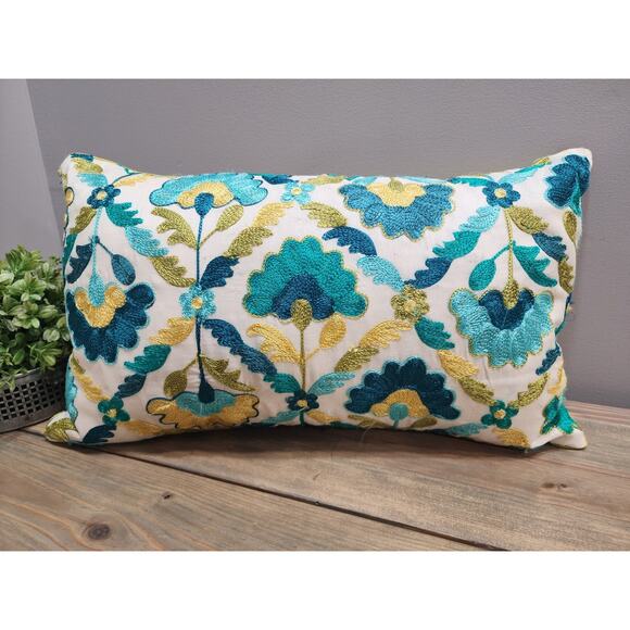 Pier 1 Embroidered Floral Decorative Pillow 10” x 18” - Picture 1 of 8